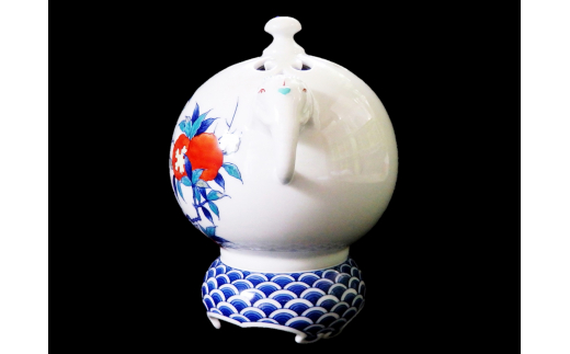 伊万里焼】市川冬山窯「色鍋島柘榴文台付香炉」 037-H754｜JALふるさと