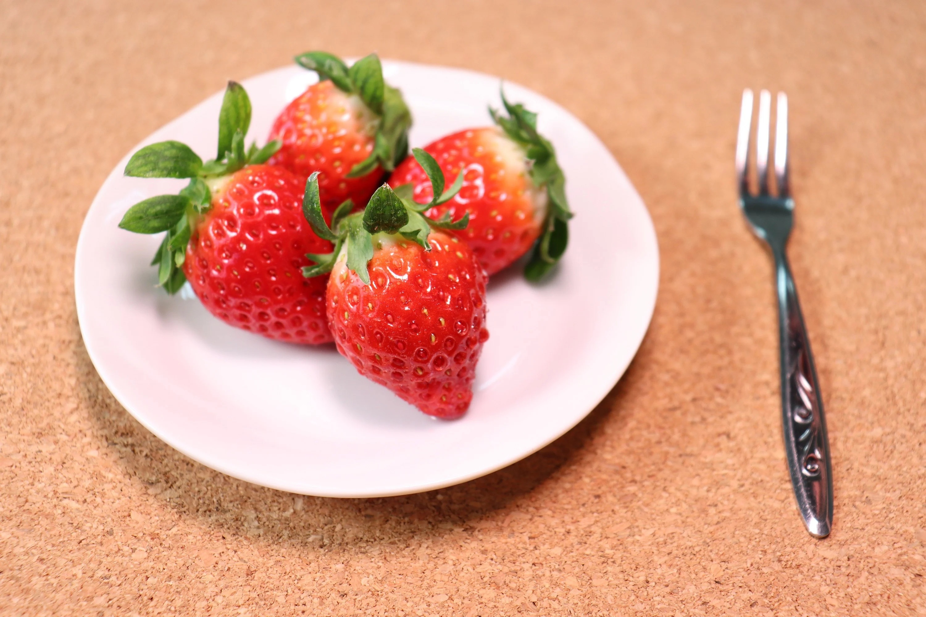 伊万里のいちご「いちごさん」1.8kg（300g×6） 003-B975