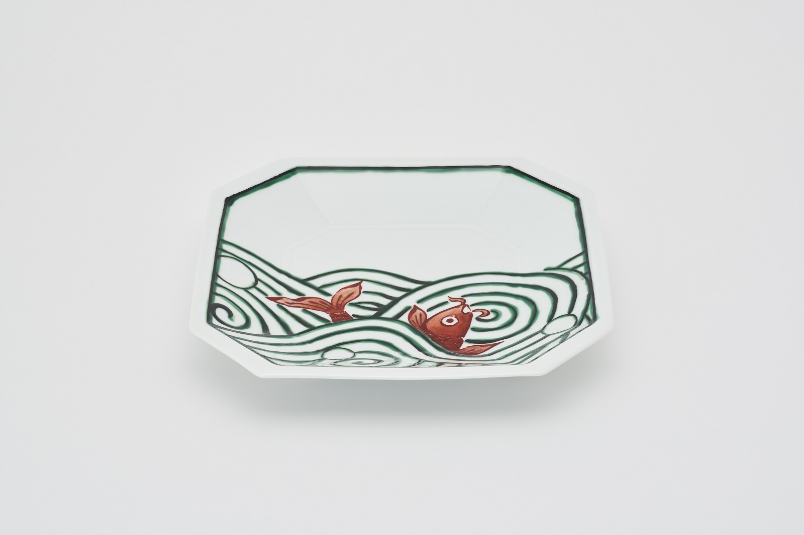 伊万里陶苑 遊鯉紋八角皿 070-H970