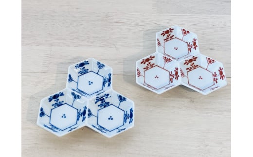 伊万里焼 ウロコ芙蓉手（青・赤）毘沙門三品盛 165-H1059