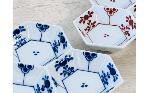 伊万里焼 ウロコ芙蓉手（青・赤）毘沙門三品盛 165-H1059