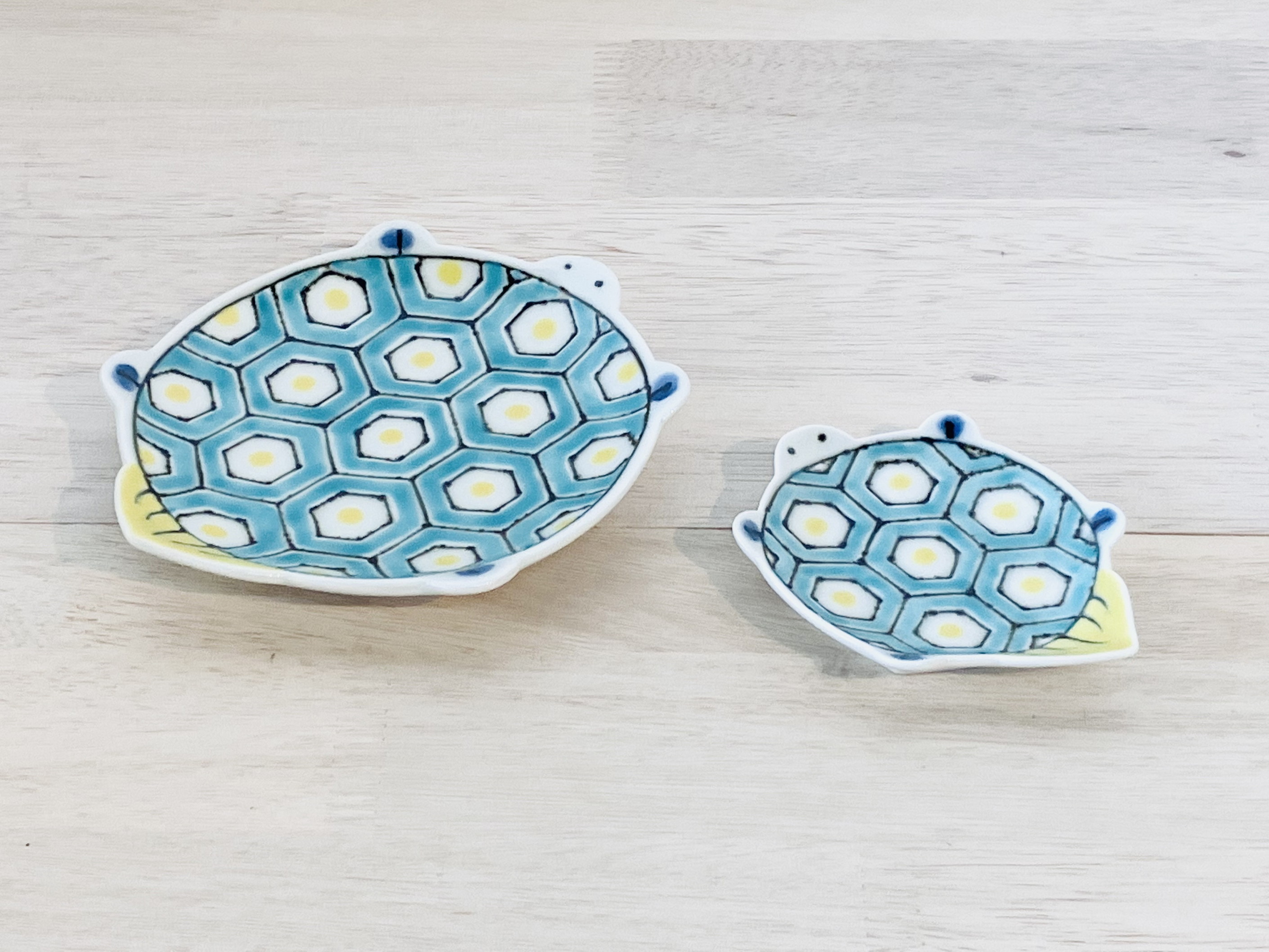 伊万里焼 色絵親子亀 165-H1069