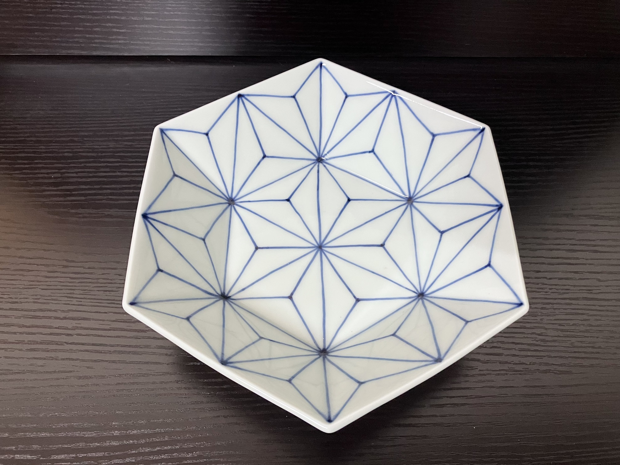 伊万里焼 麻の葉亀甲中鉢 165-H1074