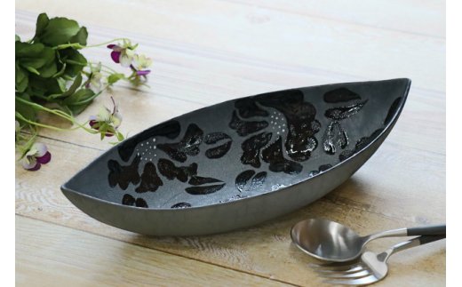 【伊万里焼】パスタ皿 カレー皿 絞り花船形鉢 032-H709