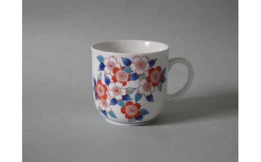 【伊万里焼】市川冬山窯「色鍋島桜文ミルクカップ」 037-H1234