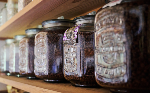 ジャコウネコ珈琲　コピ・ルアク 100g×3袋 合計300g【3回定期便】【最高級豆 幻のコーヒー】(H070106)