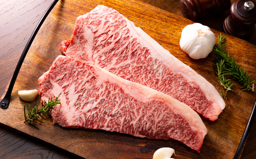 【3か月定期便】艶さし！【A4〜A5】佐賀牛サーロインステーキ 1kg(250g×4枚)×3回【肉 牛肉 ブランド牛 黒毛和牛 ステーキ肉 ふるさと納税】(H112196)