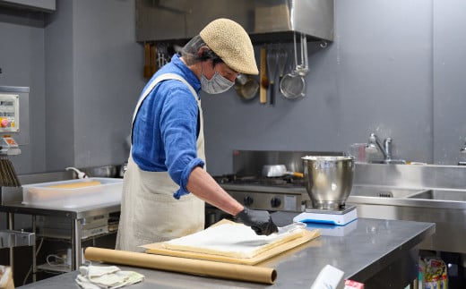 ããã¬ãã¢ã ç±³ç²ããŒã«ã±ãŒãã倩䜿ã®ãã¯ã€ãããŒã« 2æ¬ã»ãããã°ã«ãã³ããªãŒ ãç¥ èªçæ¥ ã®ãã æŽèå çŒèå èŽãç©ã(H053313)