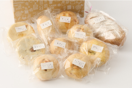 自家製天然酵母パンの詰め合わせセット【パンと器のコネル】(H094112)
