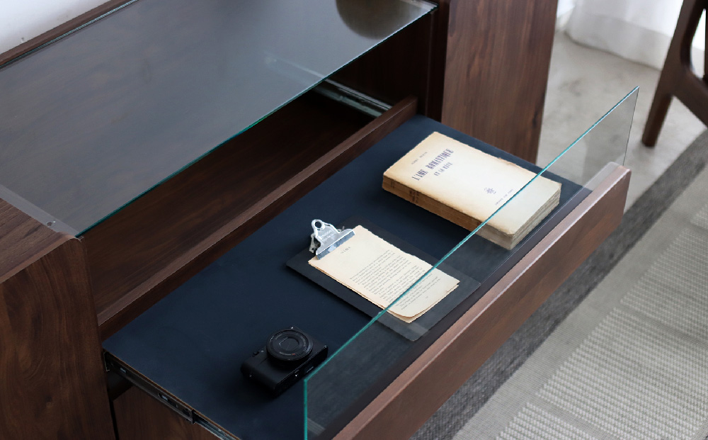 【東馬家具】アトリス SB 150 BR【コレクション ガラスケース キャビネット 木目 高級感 シンプル 和室 洋室 ショーケース 収納力 リビング 完成品 脚のみ取付】(H060623)