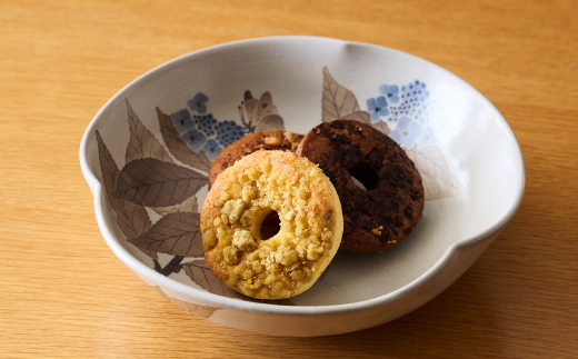 【米粉スイーツ専門店】焼き菓子12個セット(ドーナツ / スコーン / フィナンシェ)【グルテンフリー 小麦粉不使用 焼菓子 贈り物 お歳暮 お中元 お祝 スイーツ デザート ギフト】(H053322)