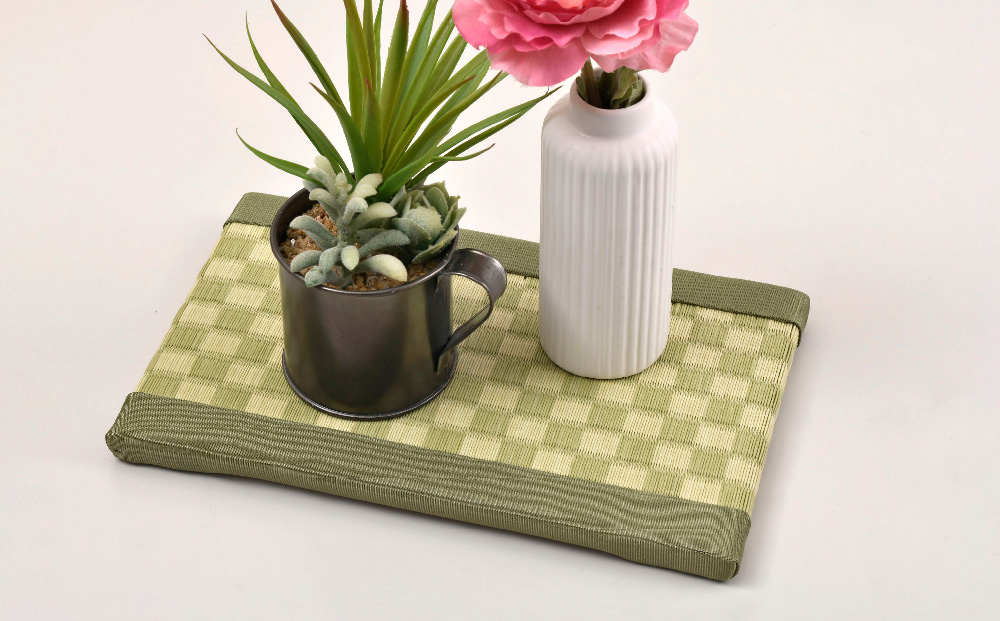 ミニたたみ 市松 グリーン【和紙表 撥水加工 変色しづらい 職人 本格派 やすらぎ 国産 手作り 卓上 おしゃれ マウスパッド 小物】(H075113)