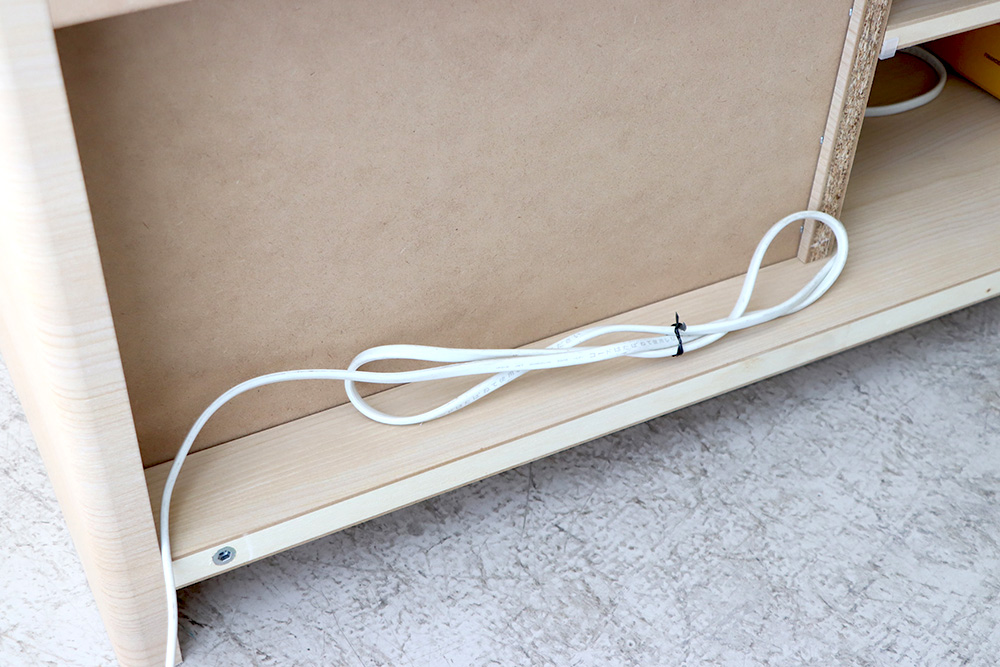 ãæ±éŠ¬å®¶å
·ãã·ã«ã 180TV NAãTVããŒã ãªãã³ã° åçŽ åœç£ ãµãããšçŽçšã(H060700)