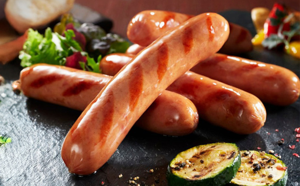 フランクフルターブラートヴルストスモーク×2袋【伊藤ハム 国内製造 食べ応え 非日常感 安心感 香り良く 肉の旨み】K021070