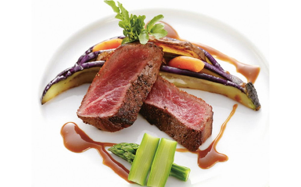 長崎和牛 出島ばらいろ  ヒレブロック（約400g） & 長崎県産アワビ（約80g×3）セット