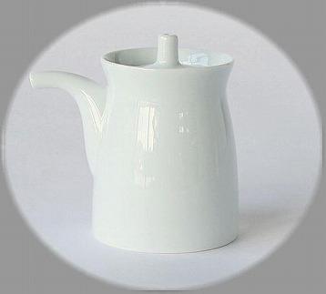 【波佐見焼】 白山陶器のG型醤油さし （大・白磁） 【西海陶器】 １ ２２８３９