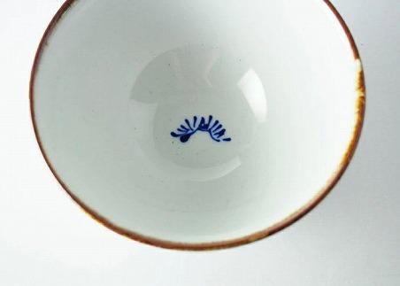 【波佐見焼】　手描きの茶碗　マツ 【西海陶器】１ １８２００