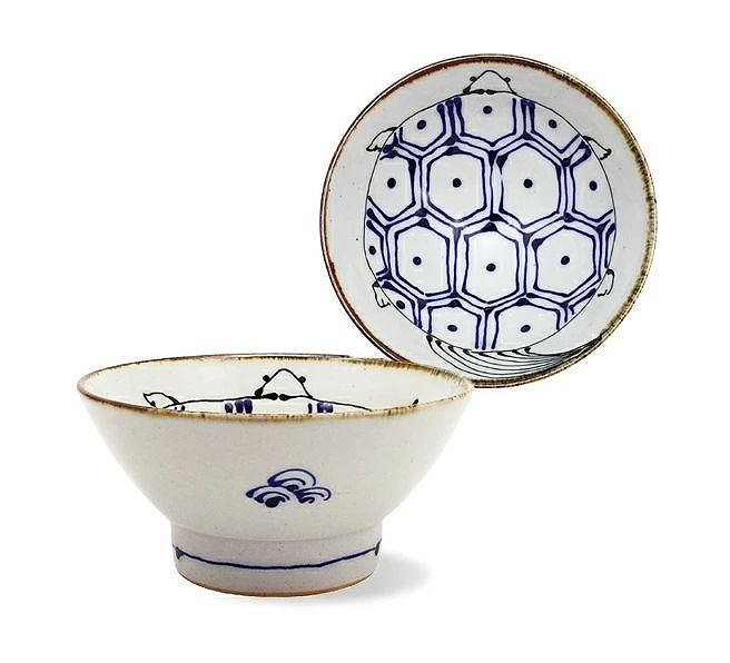 【波佐見焼】　手描きのクラワンカ茶碗　亀 【西海陶器】１ １８１９６