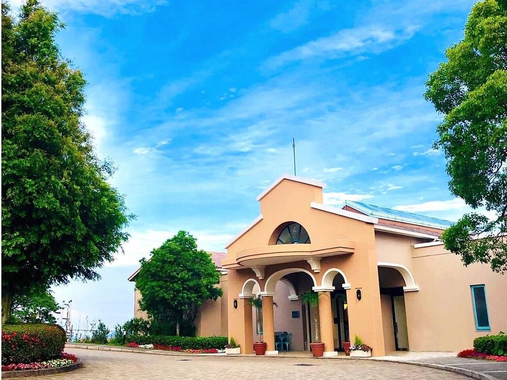 【弓張の丘ホテル】平休日1泊2食付 ペア宿泊券《ツイン》