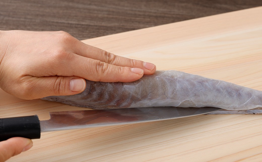 戸石町産とらふぐ 身欠1本もの （600g前後） 【2026年11月上旬～2027年3月下旬発送予定】 魚 魚類 フグ ふぐ 河豚 とらふぐ 身欠 国産 長崎県産