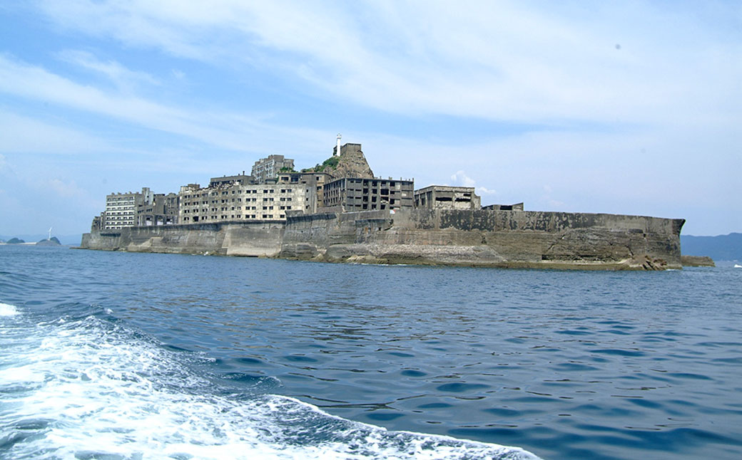 【7営業日以内発送】軍艦島 上陸 ツアー 1名様分 チケット ／ 産業革命遺産 乗船 優待券 軍艦島コンシェルジュ ツアー クルーズ 軍艦島デジタルミュージアム ロケ地 聖地巡礼 歴史 炭鉱 遺構 世界文化遺産 世界遺産 産業革命遺産 端島 長崎市 長崎県