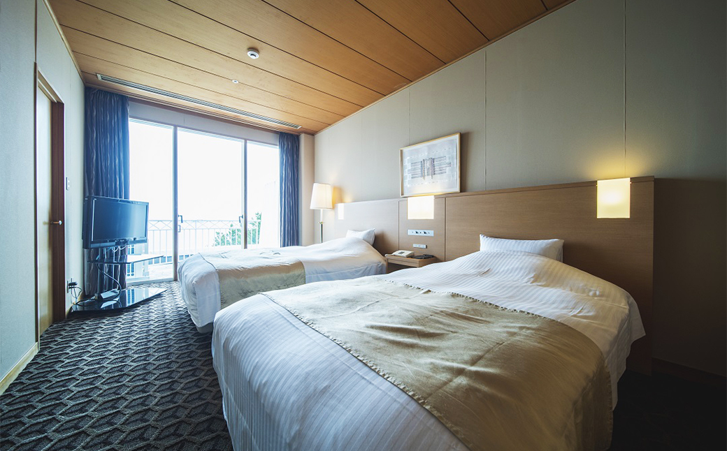 【7営業日以内発送】パサージュ琴海 施設利用券 10,000円 リゾート ホテル コテージ スイートルーム ゴルフ プール プライベートビーチ テニスコート 温水プール スパ ハーブ園 ウェディング カラオケ エステ マッサージ ペット同伴 レストラン お食事 和食 洋食 長崎県 長崎市