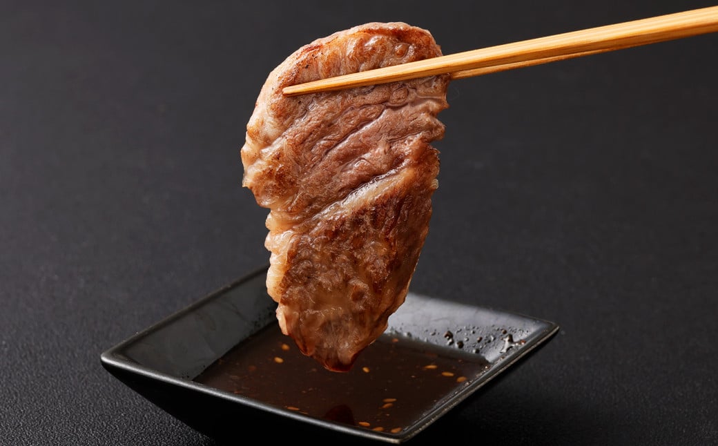 【全3回定期便】【A4ランク以上】長崎和牛 出島ばらいろ 特選焼肉 セット ( ロース カルビ カタロース モモ のいずれか2種類 ) 約300g×2 合計約600g ／ 和牛 お肉 肉 牛肉 国産 焼き肉 肉のマルシン 長崎県 長崎市