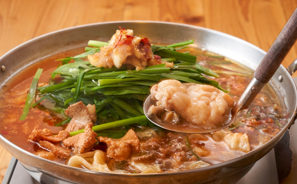 【もつ鍋+炎のもつ鍋】国産牛 長崎 もつ鍋 セット (醤油味+辛みそ付醤油味) 細麺付 各2〜3人前×2セット ／ もつ鍋居酒屋ばか正直 もつ鍋 モツ鍋 鍋 もつ モツ 和牛モツ ホルモン 長崎県 長崎市