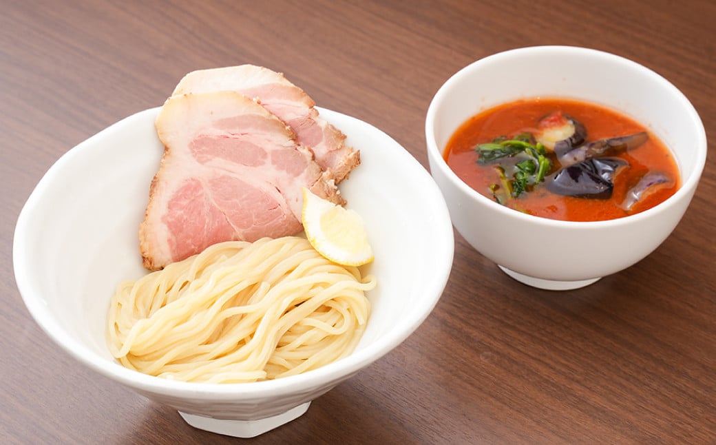 チャーシュー付き とんこつラーメン 4食分 ／ 豚モモ肉チャーシュー 自家製生麺 とんこつ 豚骨 ラーメン スープ付き 冷凍ラーメン 冷凍 長崎