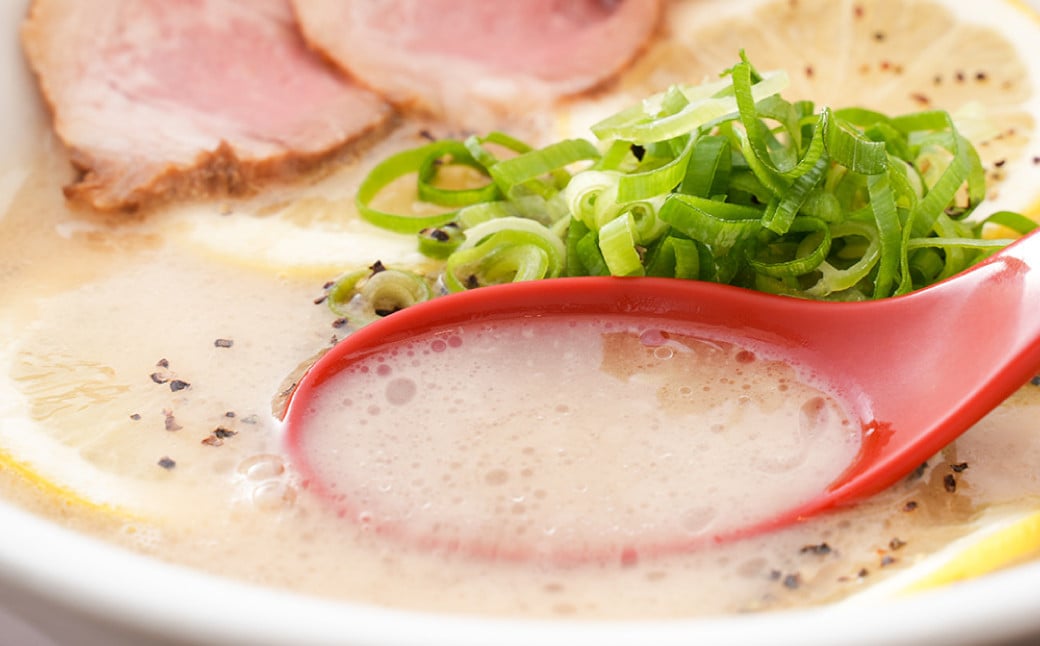 レモンとんこつ ラーメン 4食分 ／ とんこつ ラーメン 生麺 自家製生麺 スープ付き 麺 麺類 豚骨 レモン 九州 長崎県 長崎市