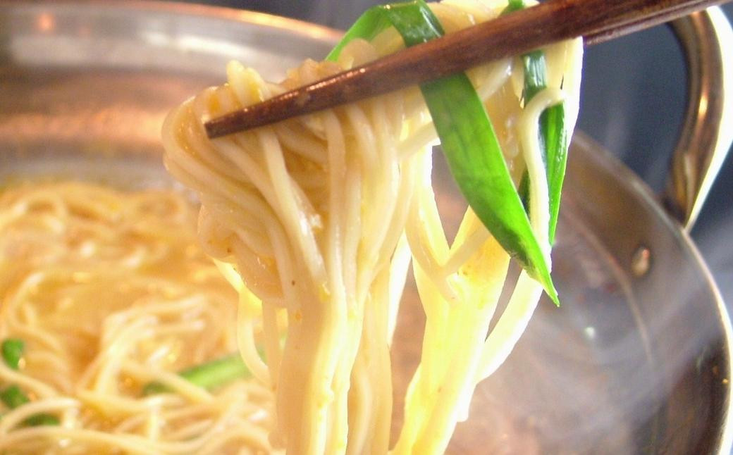 【もつ鍋+炎のもつ鍋】国産牛 長崎 もつ鍋 セット （ 醤油味+辛みそ付醤油味 ） 細麺付 各2～3人前 2種類 モツ鍋 和牛モツ 国産もつ 鍋 もつ鍋居酒屋ばか正直 長崎