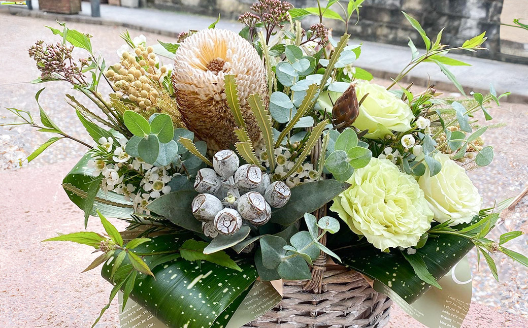 【全6回定期便】 おまかせフラワーアレンジメント 【L】 ／ 長崎県産 お花 花 ギフト