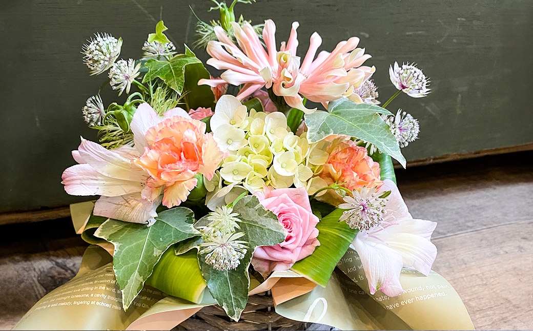 【全3回定期便】 おまかせフラワーアレンジメント 【S】 ／ 長崎県産 お花 花 ギフト