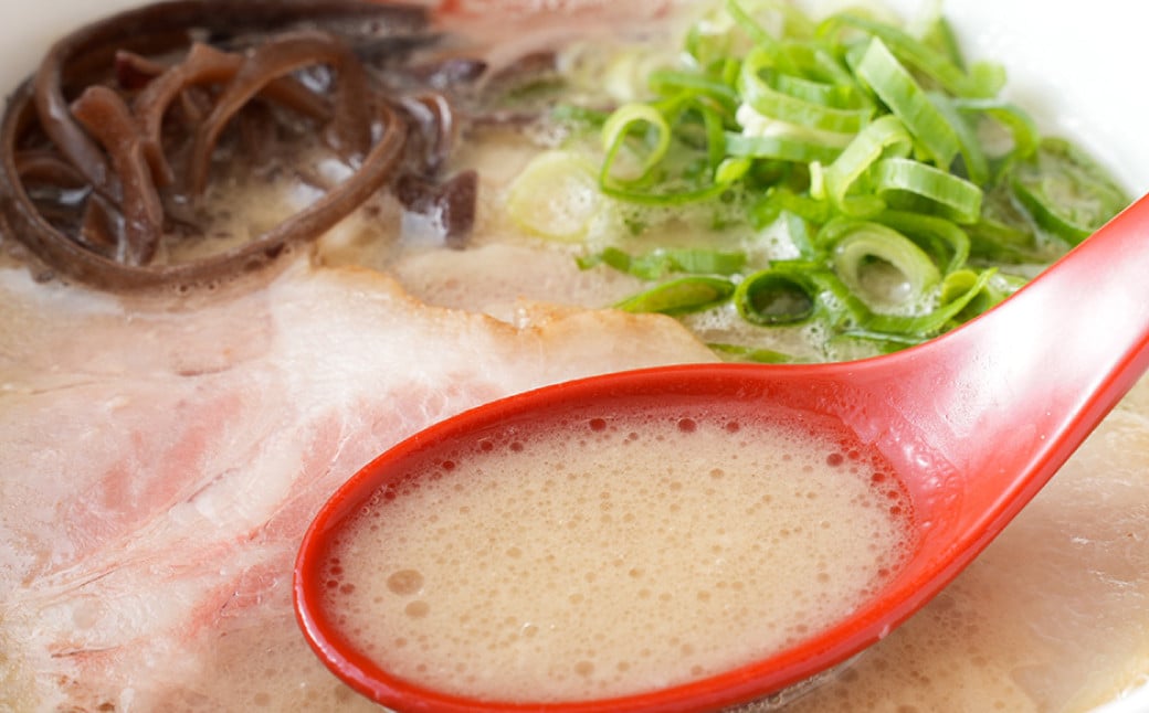 【年6回定期便(隔月配送)】とんこつラーメン 4食分 ／ 自家製生麺 とんこつ 豚骨 ラーメン つけ麺 レモン チャーシュー トマトつけ麺 大とろ角煮 冷凍 長崎