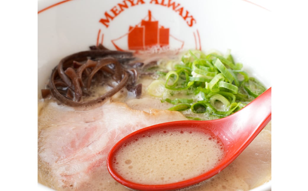 【全6回定期便】とんこつラーメン 4食分 ／ 豚骨 とんこつ 拉麺 らーめん 麺類 麺 長崎県 長崎市