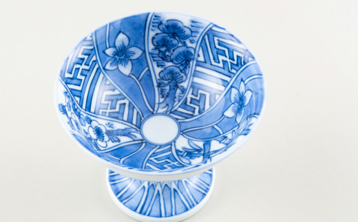 G511〈啓祥窯〉松竹梅祥瑞割高台小鉢