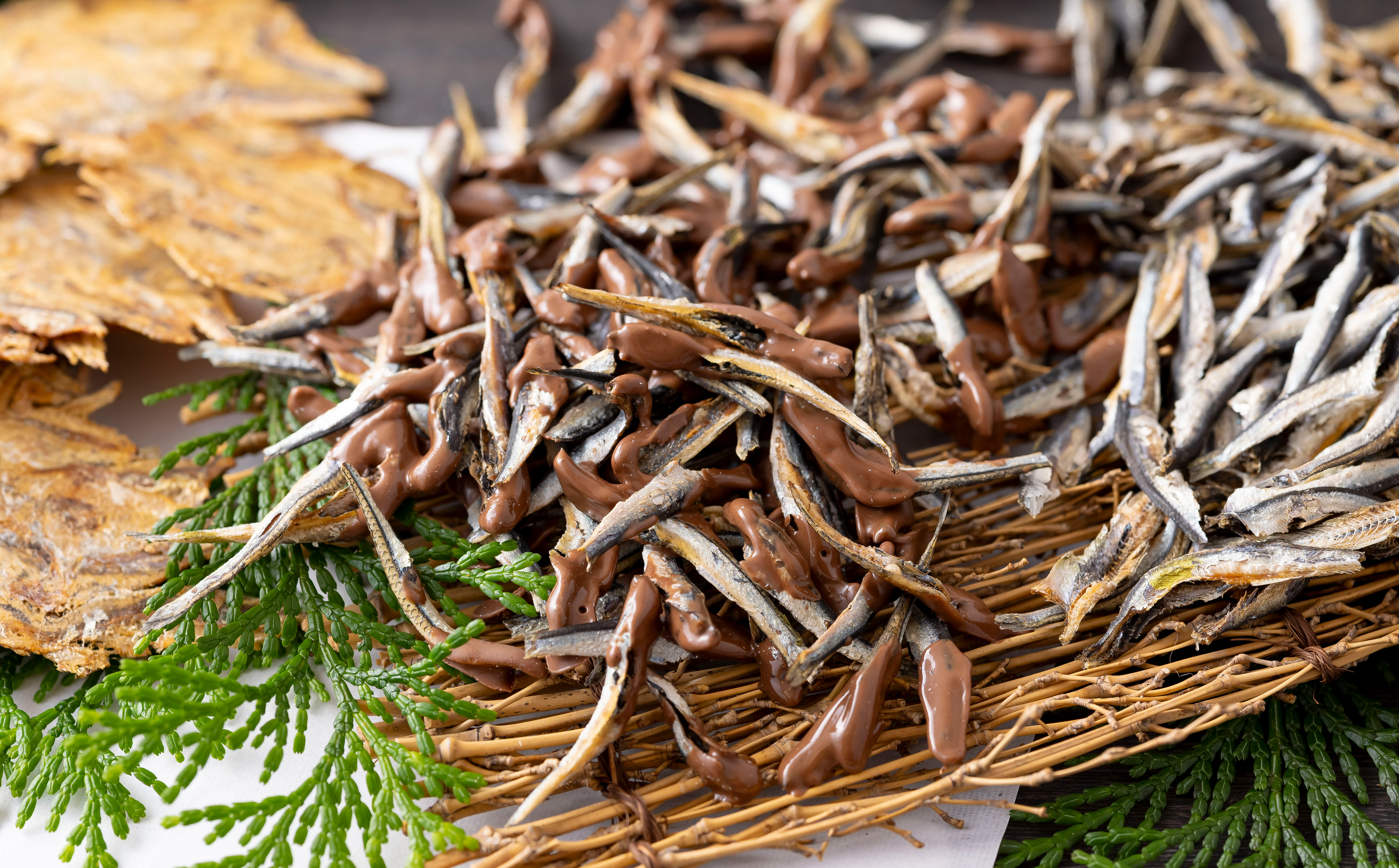 A500 《定期便》｢意外な組み合わせ｣チョコいりこ【3回お届け】