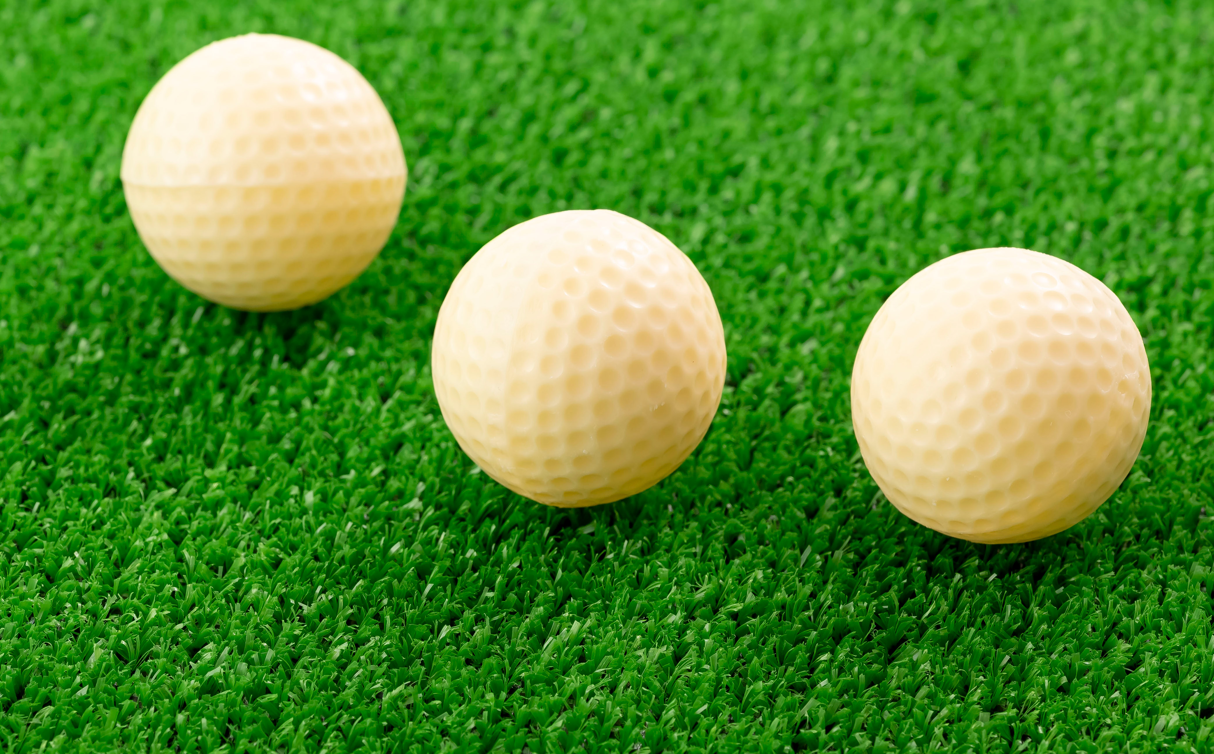 F218 ゴルフボールチョコ(ホワイト)4箱セット