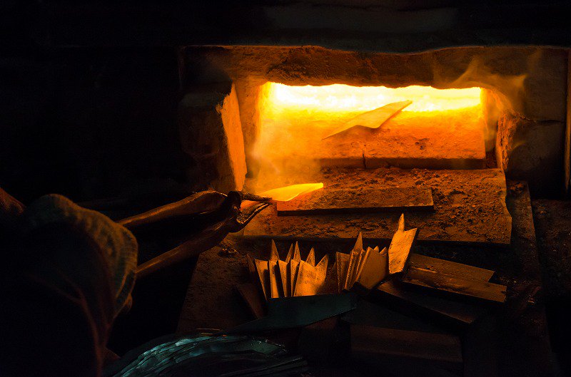 CA057-2 そろそろ、一生ものの道具を　手打ち包丁(出刃包丁)