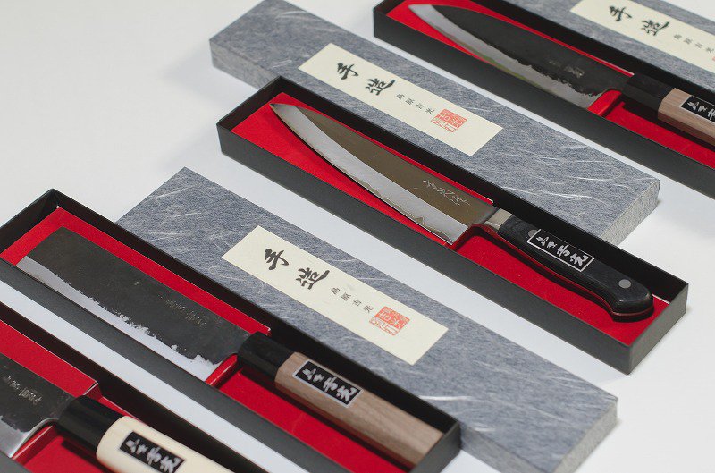 CA057-4 そろそろ、一生ものの道具を　手打ち包丁(牛刀)