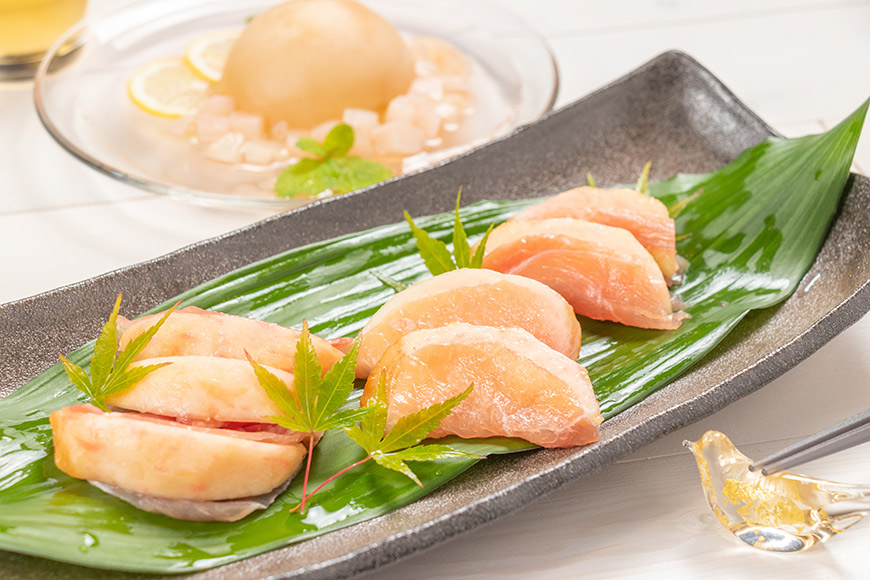 DG090 【令和8年度出荷分】食べたら笑顔になる！島原育ちの桃 1kg＜数量限定＞ [桃 もも フルーツ 果物 くだもの 長崎県 島原市]