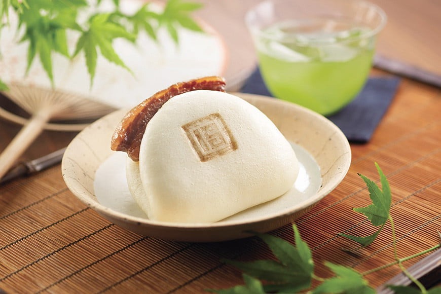 BJ103 岩崎本舗 【6回定期便】角煮堪能セット(長崎角煮まんじゅう 5個入(袋)・角煮まぶし 5袋) [長崎県 島原市]