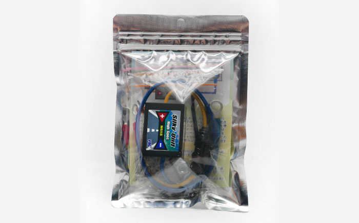 シルキーユニット ハイスペック（バッテリー取付用ノイズフィルター） / 車 ノイズフィルター 自動車 音質向上 静電気抑制 カー用品 / 諫早市 / オーディオ・ラボ有限会社 [AHDF006]