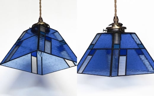 泡入りガラスのペンダントランプ 青系 吊り下げランプ / 照明 ライト ダイニング / 大村市 / ステンドグラス工房ウォークオン [ACZT021]