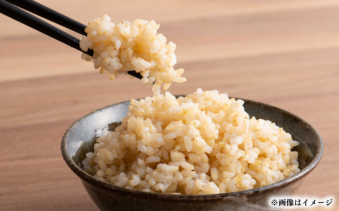 【栽培期間中農薬不使用】R8年度米 玄米 なつほのか 5kg 大村市 たぬき池自然農園/ 米 玄米 5kg [ACCJ001]