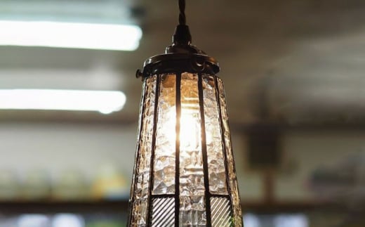 ペンダント型 ランプ ・ クリア 吊り下げランプ / ガラス ランプ 照明 カラフル おしゃれ / 大村市 / ステンドグラス工房ウォークオン[ACZT018]