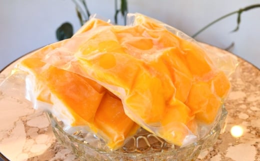 【糖度15度以上】おいしい 訳あり 冷凍大村産カットマンゴー 約600g (300g×2袋) 大村市 県央リサイクル開発/マンゴー 家庭用 訳あり 冷凍フルーツ 冷凍マンゴー カットマンゴー [ACBC002]