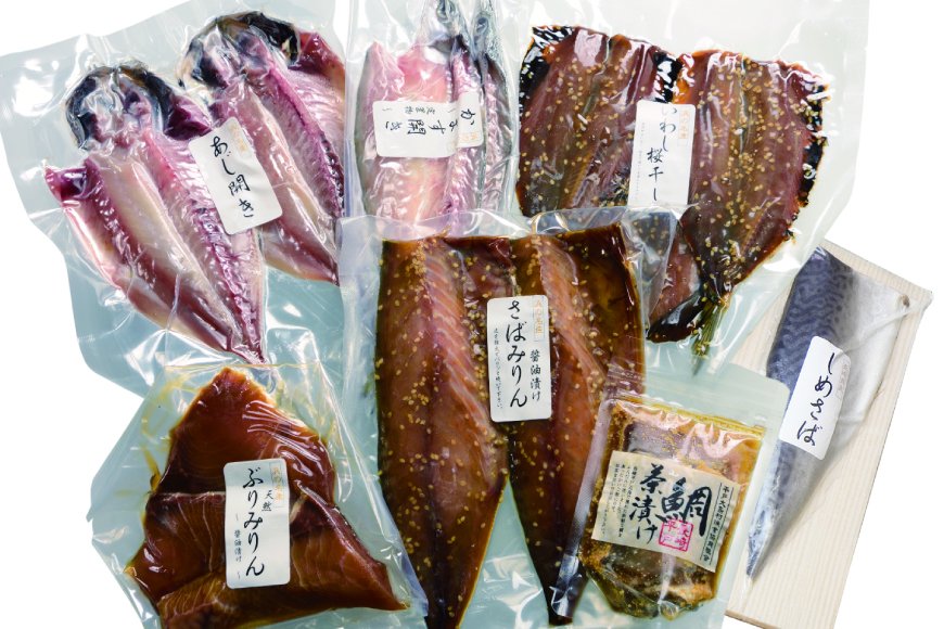 魚 干物 干物 6種 & 鯛茶漬け セット 6回 定期便 [マルイ水産商事 長崎県 平戸市 hr42bgy420379] 干物 ひもの みりん干し 開き サバ アジ カマス イワシ ブリ 鯛茶漬け ギフト 生月島