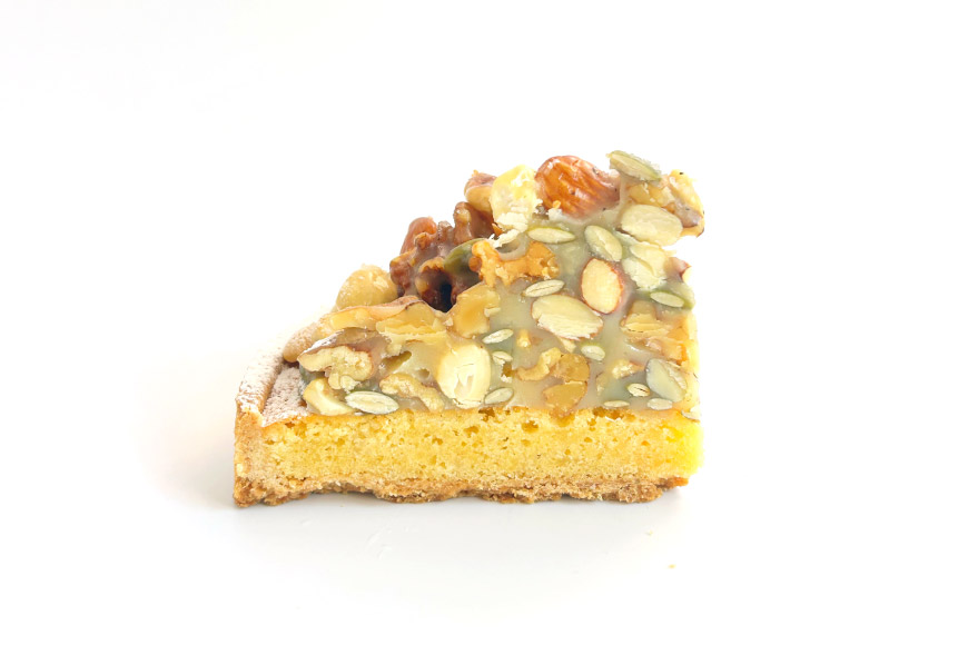 タルト 秋タルト 1ホール 12cm 3回 定期便 モンブラン キャラメルナッツ [心優-Cotoyu sweets- 長崎県 平戸市 hr42bjo490182] スイーツ フルーツ ケーキ 果物 ギフト 誕生日