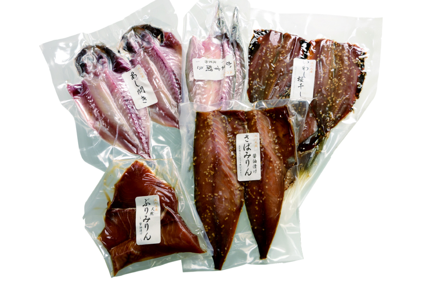 魚 干物 干物 5種 セット [マルイ水産商事 長崎県 平戸市 hr42bgy420153] 干物 ひもの みりん干し 開き サバ アジ カマス イワシ ブリ ギフト 生月島